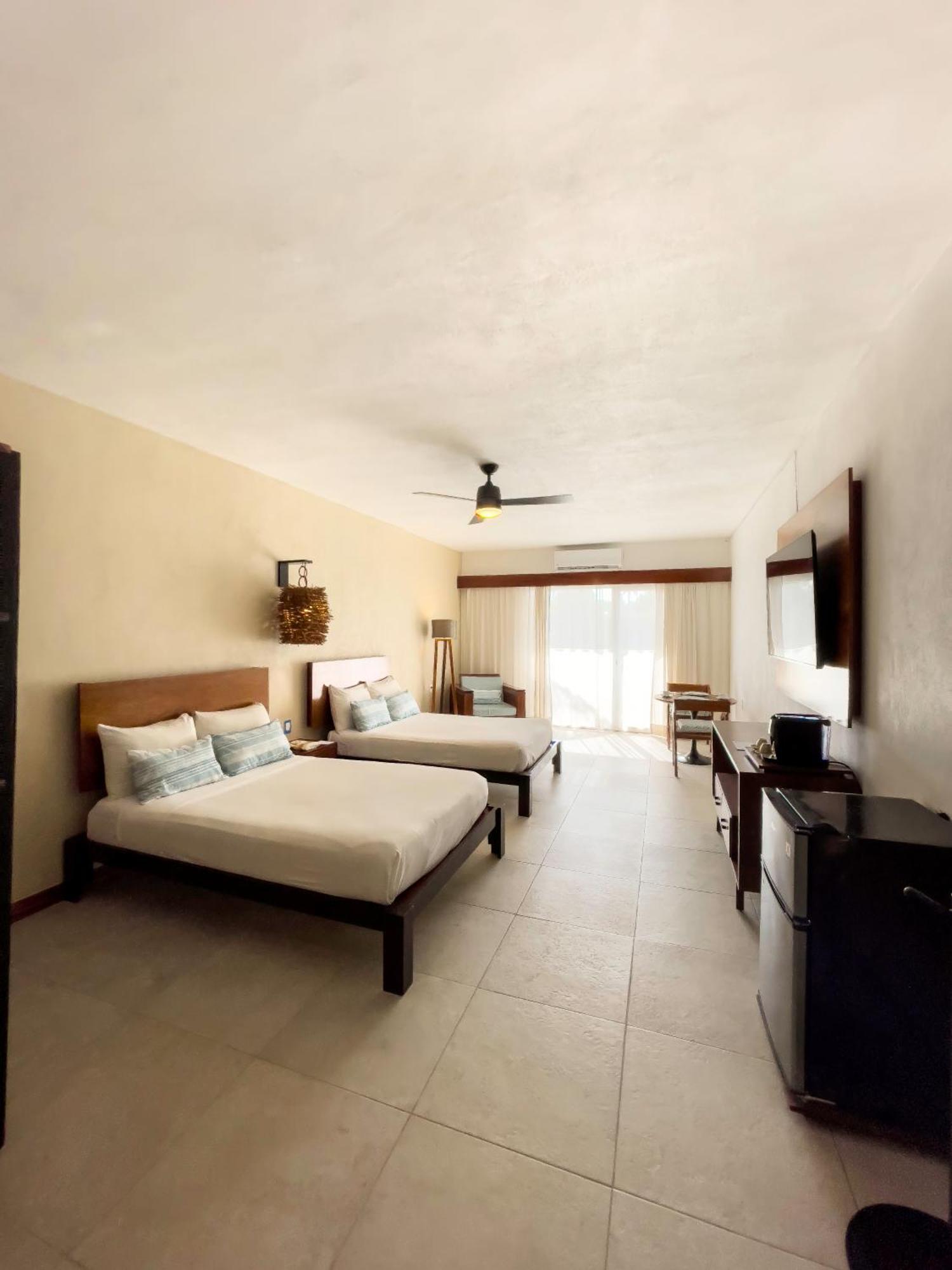 The Mint Resort Isla Mujeres Exterior photo