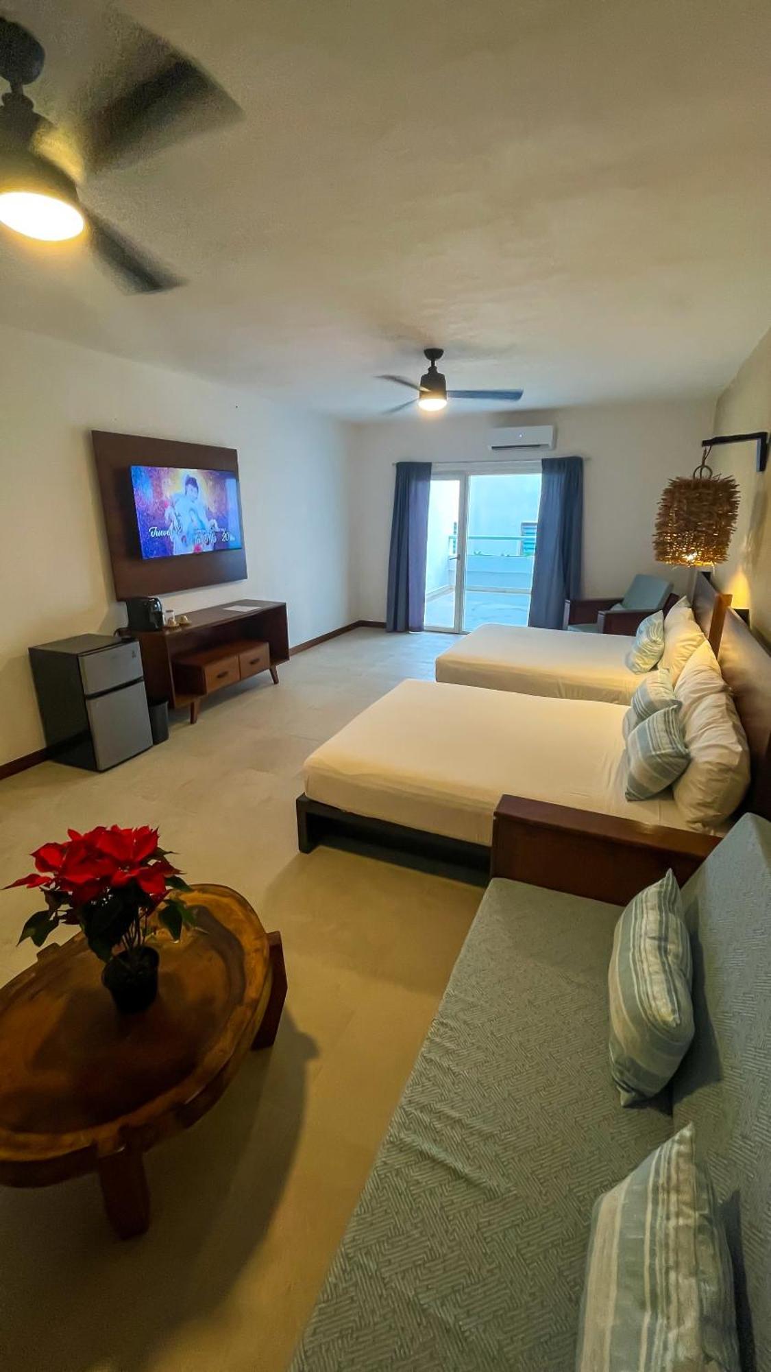 The Mint Resort Isla Mujeres Exterior photo